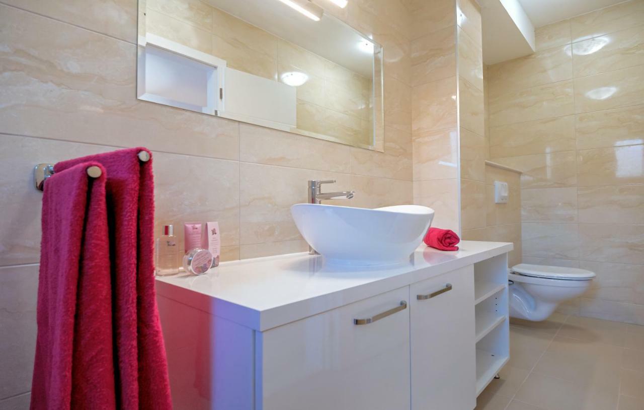 Villa Kala Комижа Экстерьер фото